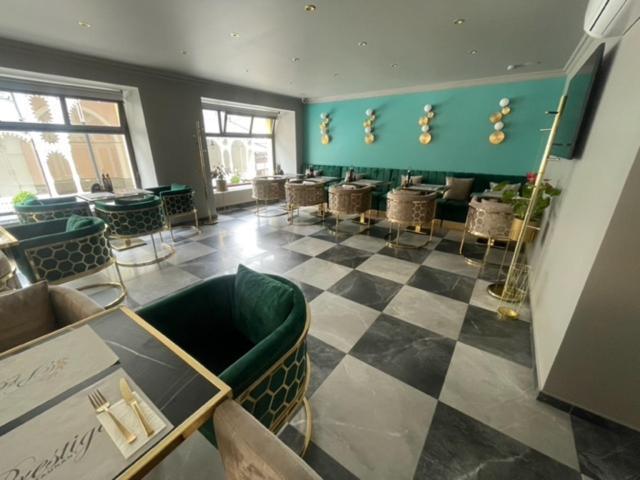 Karlsbad Prestige Daire Dış mekan fotoğraf