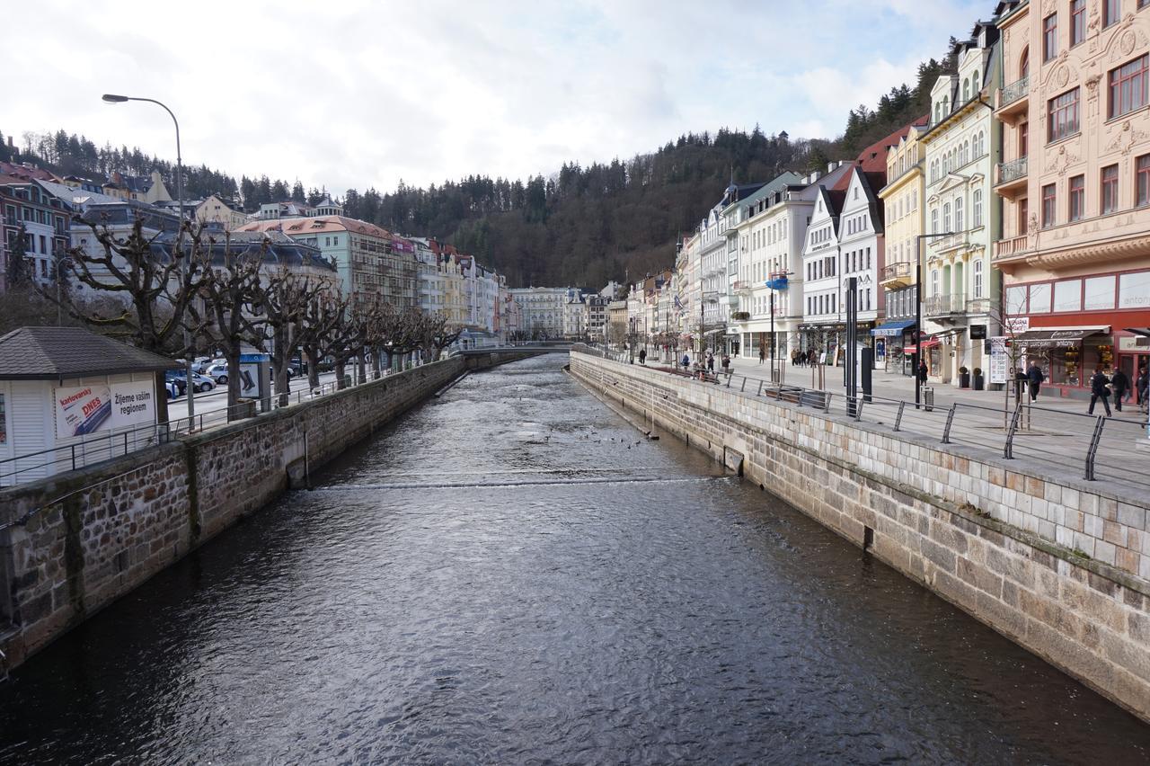 Karlsbad Prestige Daire Dış mekan fotoğraf