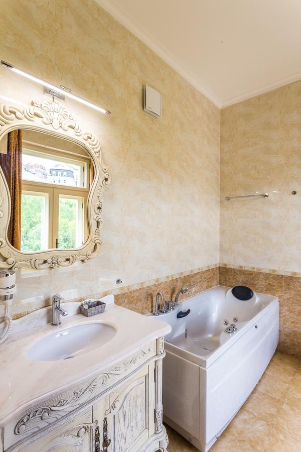 Karlsbad Prestige Daire Dış mekan fotoğraf